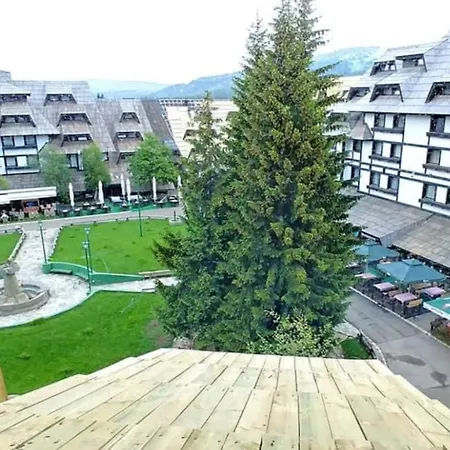 Megi - Konaci Maglic