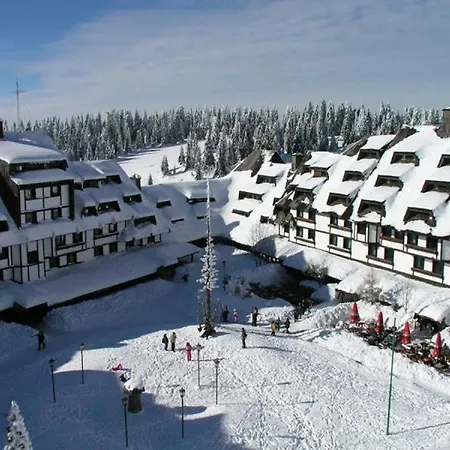 Megi - Konaci Maglic Kopaonik