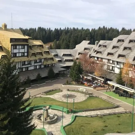 Megi - Konaci Maglic Kopaonik