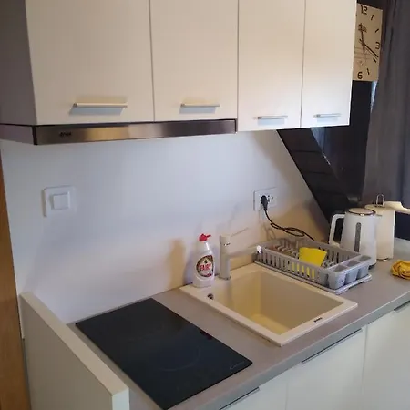 Megi - Konaci Maglic Apartment *